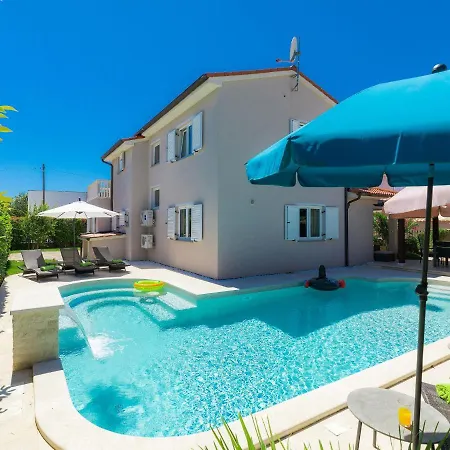 Holiday home Valentina By Interhome *